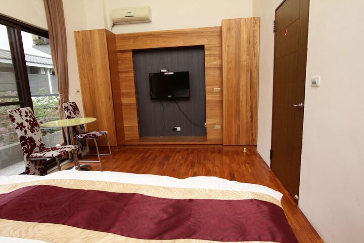 Room 28 of 44