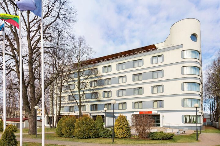 Hotel 56 of 62
