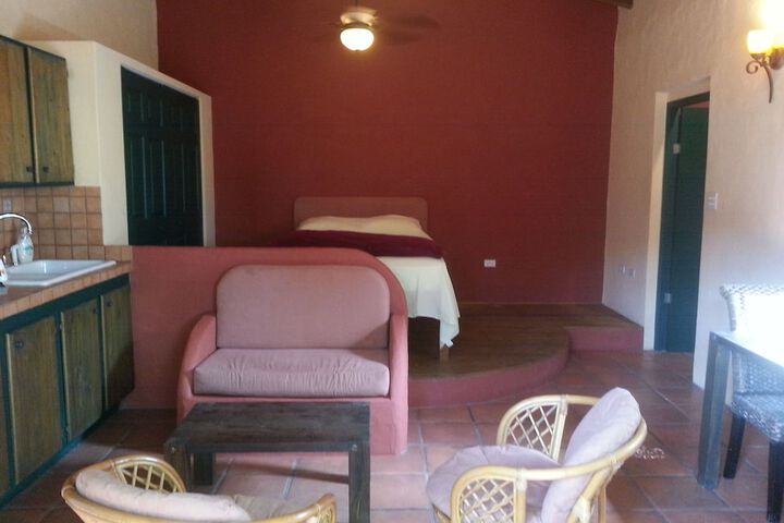 Room 7 of 37