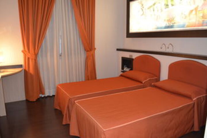 Standard Room Photo