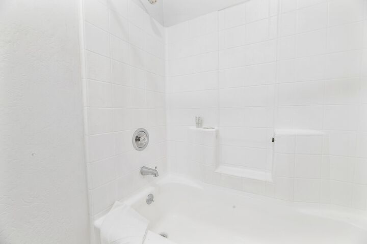 Standard 2 Queen Beds Garden View Balcony (7 of 86)