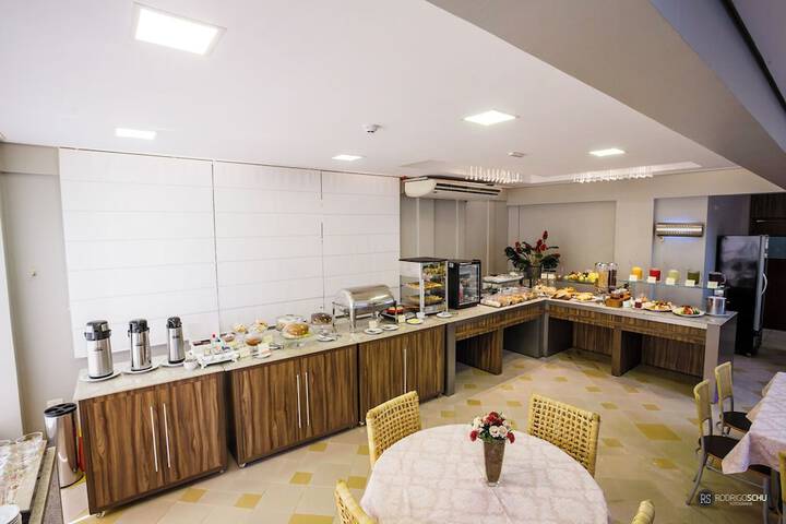 Breakfast/Coffee Service 50 of 67