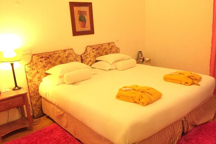 Room 9 of 115