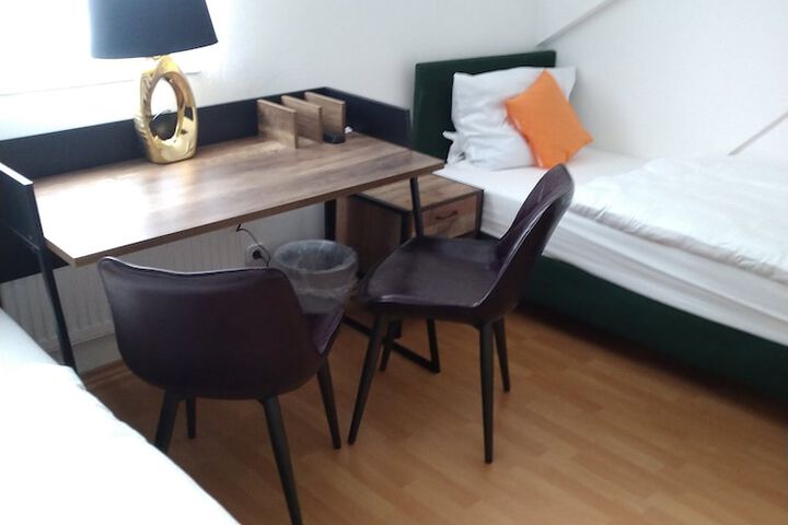 Room 27 of 56