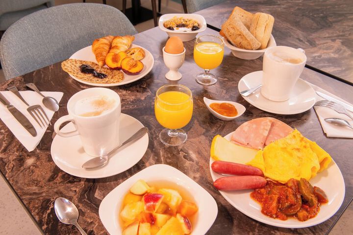 Breakfast/Coffee Service 50 of 53
