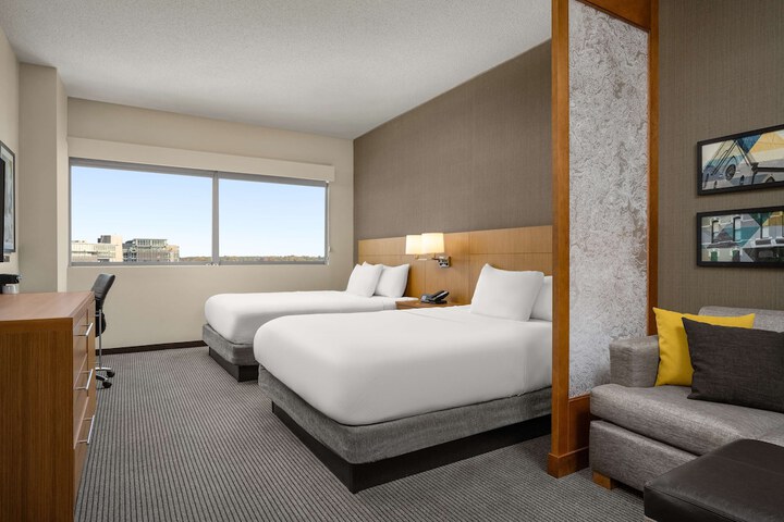 2 Queen Beds High Floor (2 of 15)