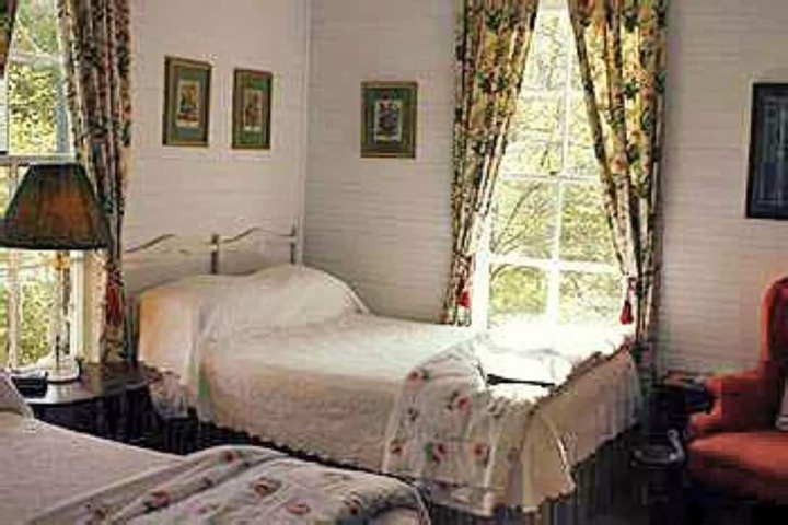 Room 11 of 26