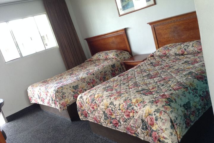 Room 7 of 26