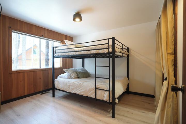 Room 7 of 52