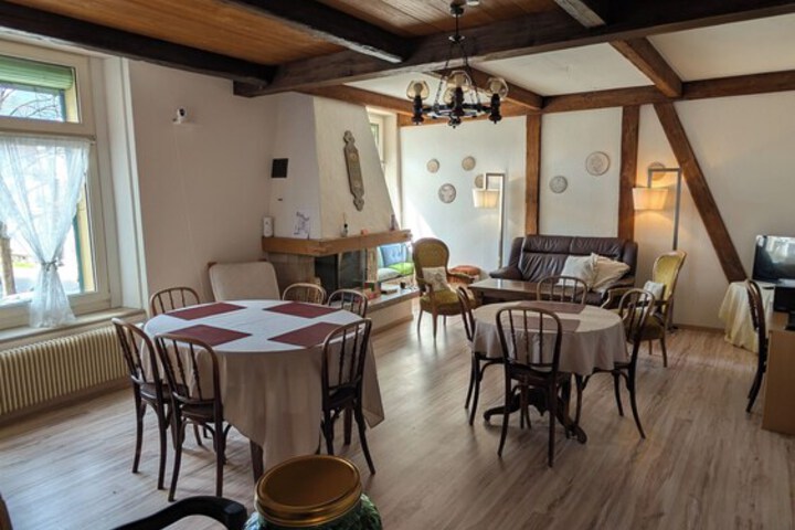 Room 43 of 91
