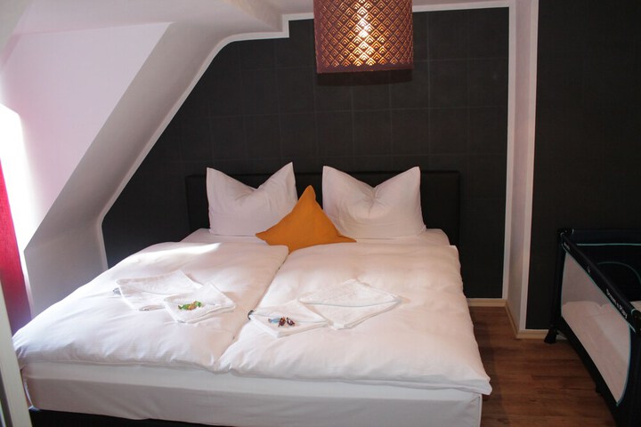 Room 14 of 34