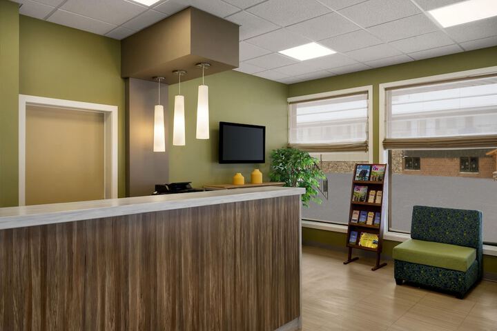 Entrance & Lobby