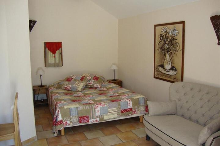 Photo 25