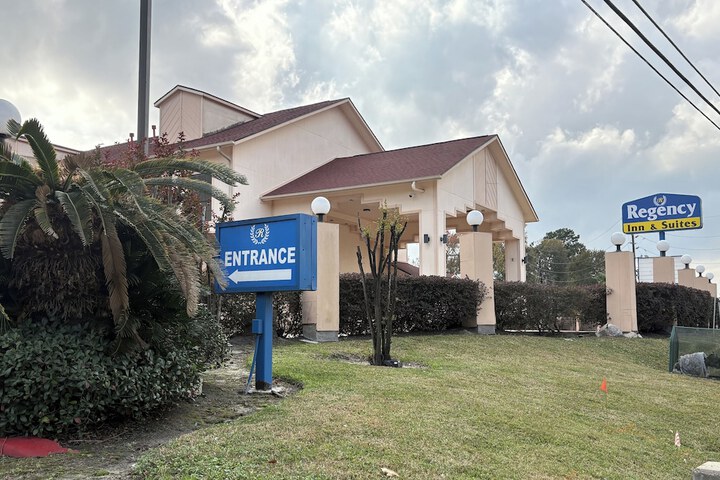 Hotel 63 of 66