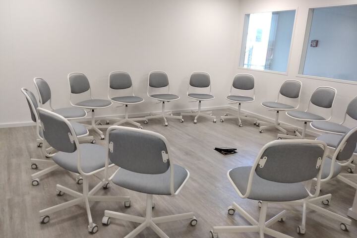 Meeting facility