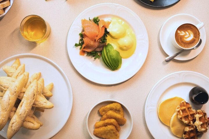 Dining 62 of 177