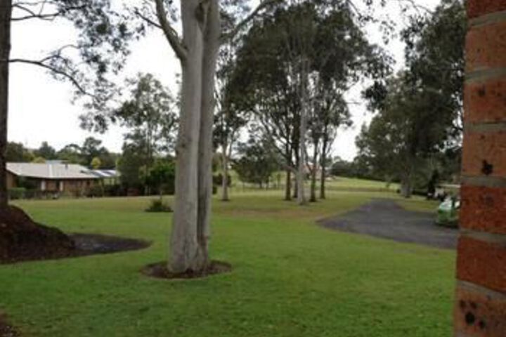 Property Grounds 34 of 37