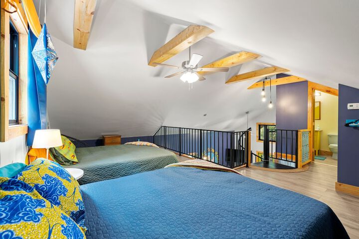 Room 7 of 37