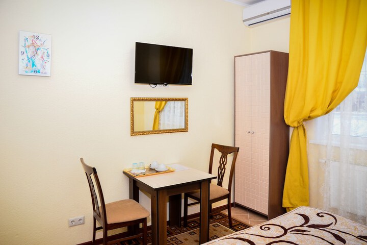 Room 45 of 47