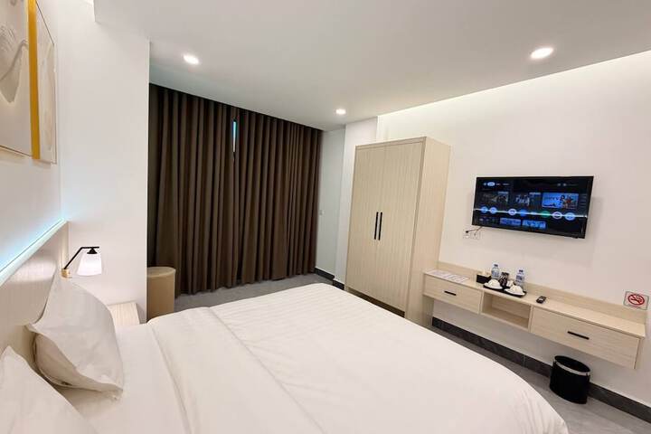 Room 13 of 68