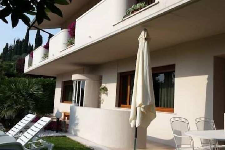 Terrace/Patio 21 of 60