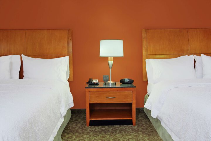 Room 13 of 68