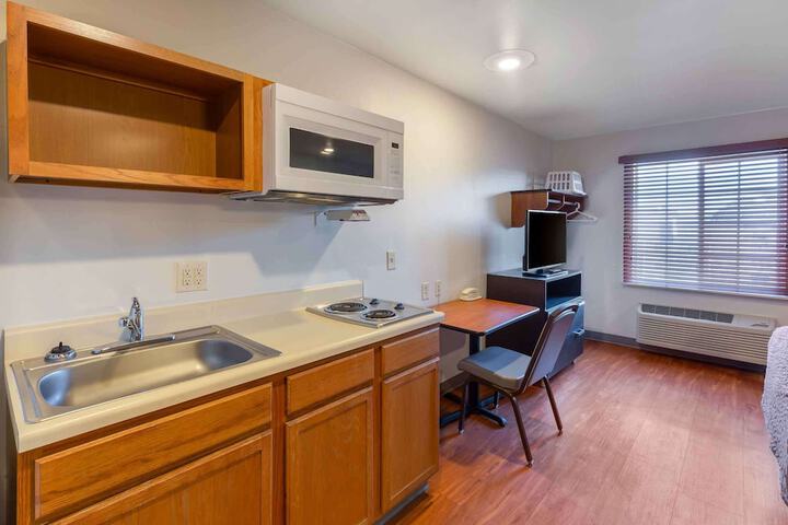 Studio with Double Bed (4 of 16)