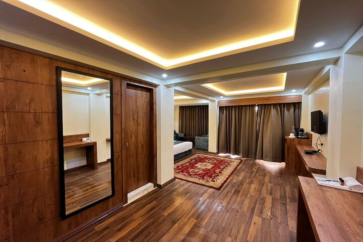Room 2 of 14