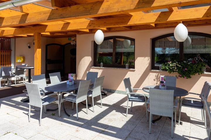 Terrace/Patio 25 of 59