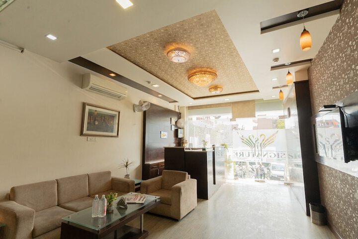Hotel Interior 10 of 36