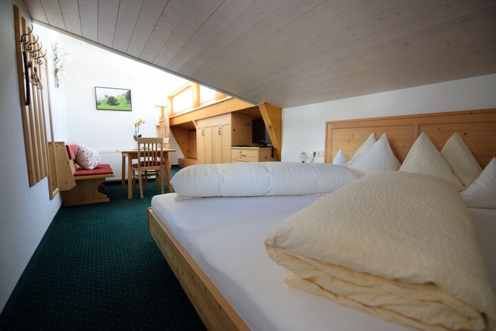 Room 14 of 58
