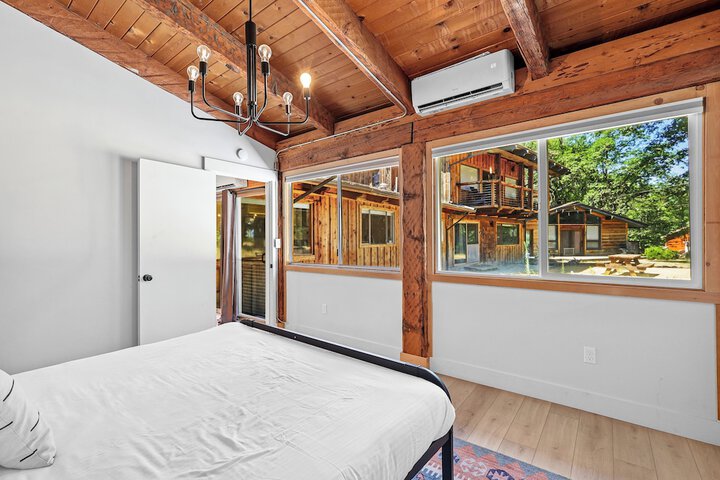 Room 21 of 173