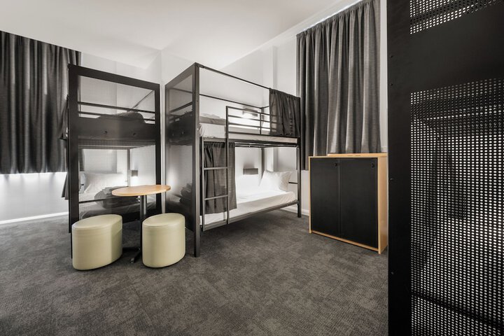 Room 28 of 49