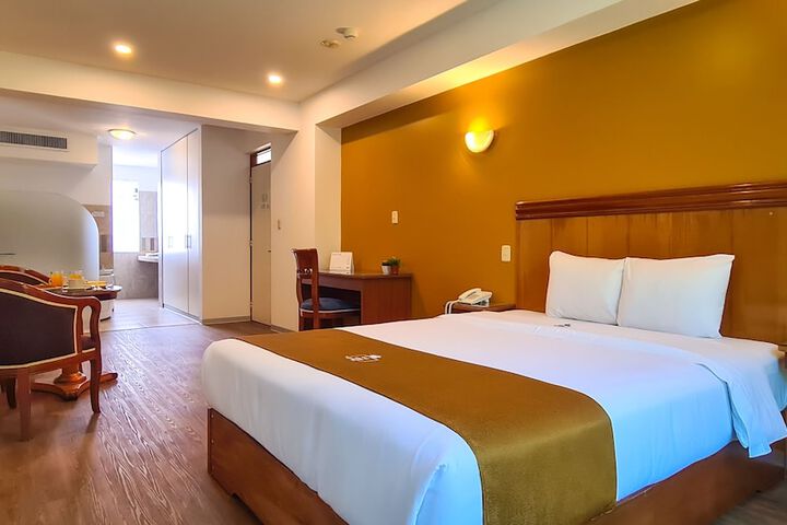 Room 6 of 46