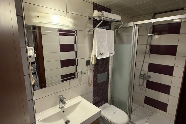 Bathroom Photo