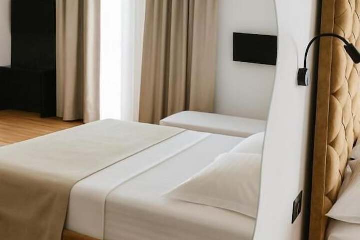 Room 7 of 23