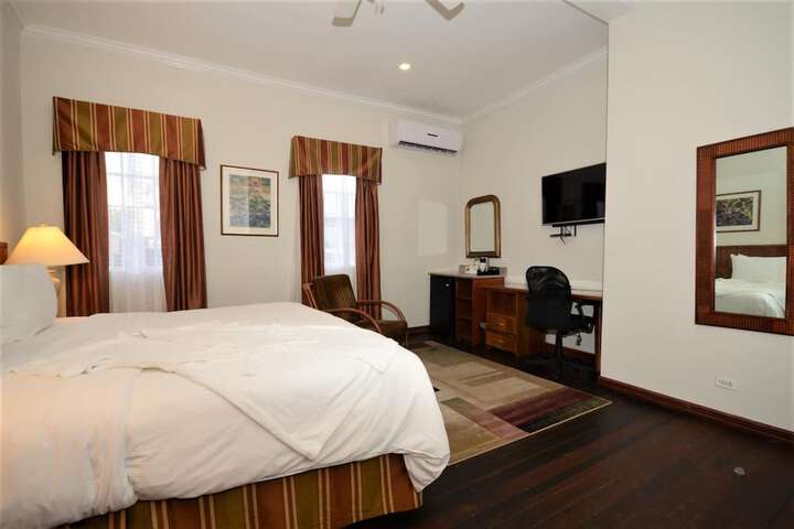Room 14 of 43