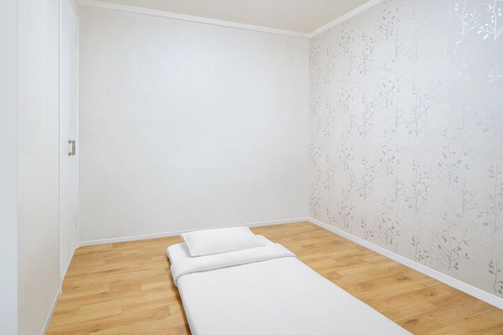 Room 14 of 45