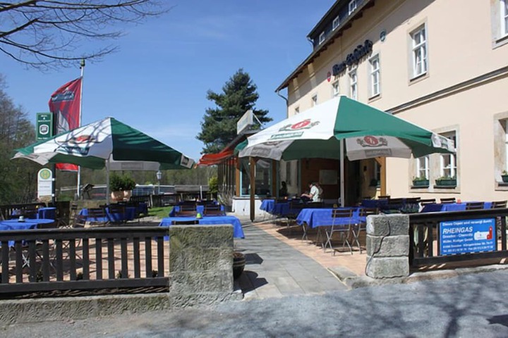 Dining Photos