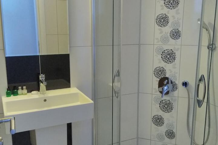 Room 14 of 21