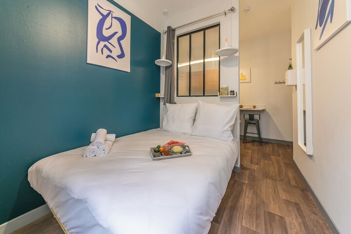 Room 56 of 185