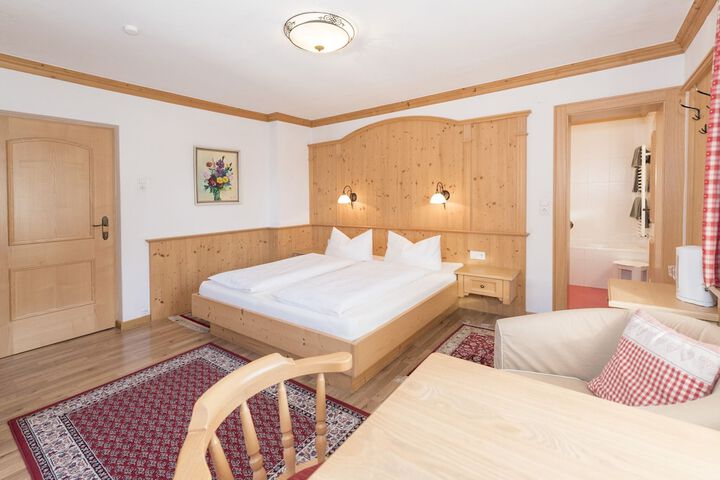 Room 21 of 57