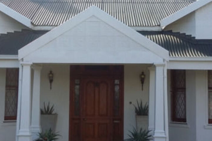 44 Memorial Manor