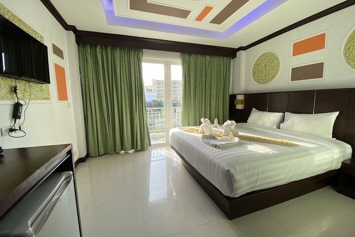 Room 19 of 95