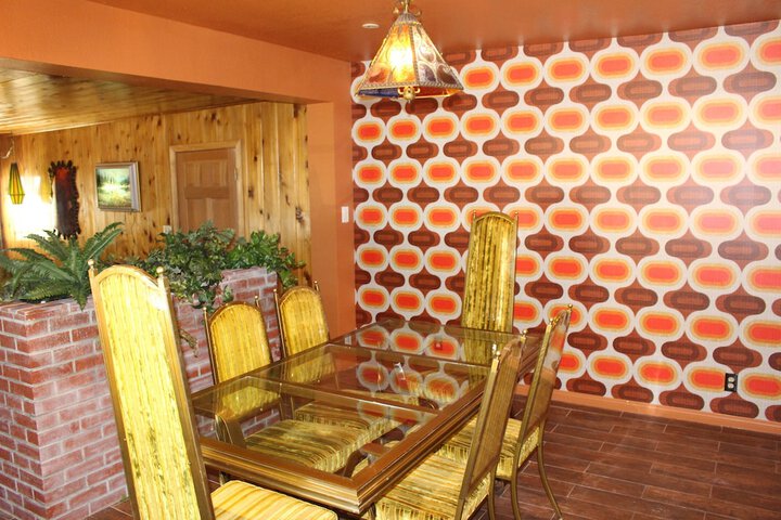 Room 35 of 77