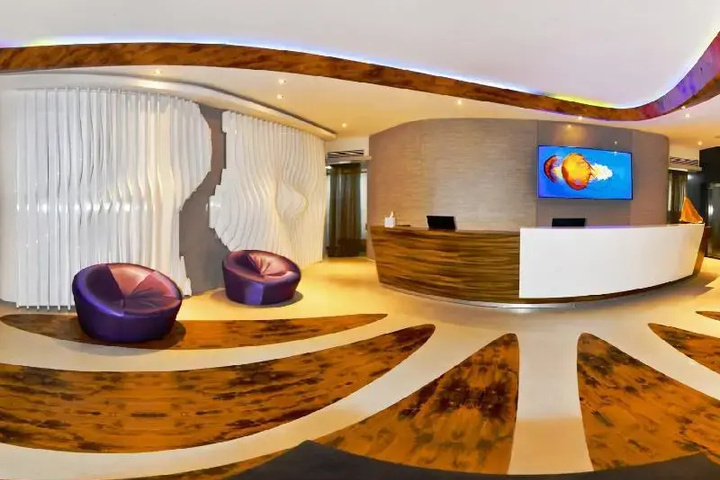 hotel_rooms