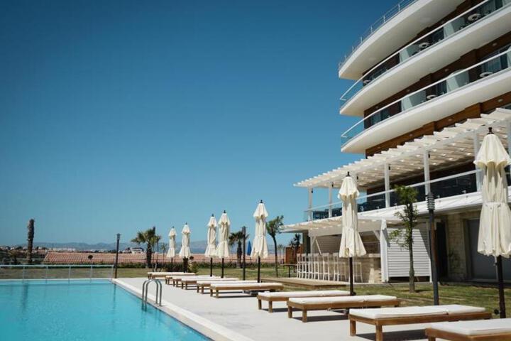 Casa De Playa Luxury Hotel