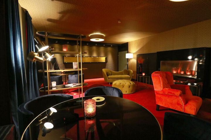 Hotel Interior 5 of 101