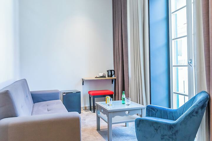 Room 45 of 89
