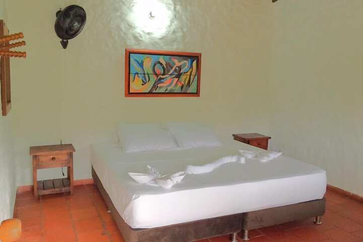 Room 40 of 100